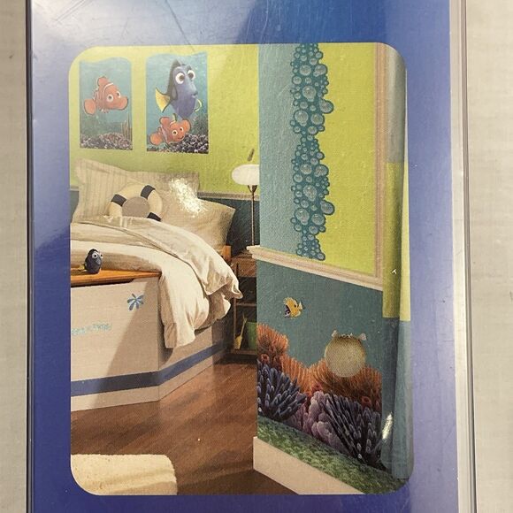 Disney Pixar Finding Nemo Removable 17.25” Pre-Pasted Border & Stickers New - Picture 8 of 8